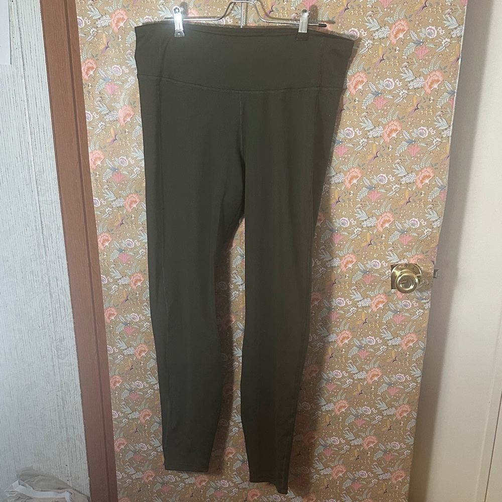 All In Motion Olive Green High-Rise Leggings XXL